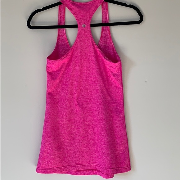 Lululemon - Picture 3 of 3